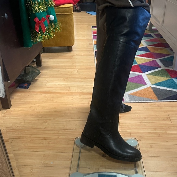 Black Leather over the Knee Boots - Picture 5 of 7